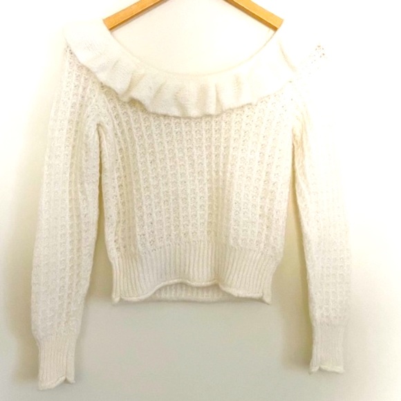 🤍Anthro Wool Blend Waffle Knit Boatneck Ruffle Sweater 🤍 - Picture 8 of 10